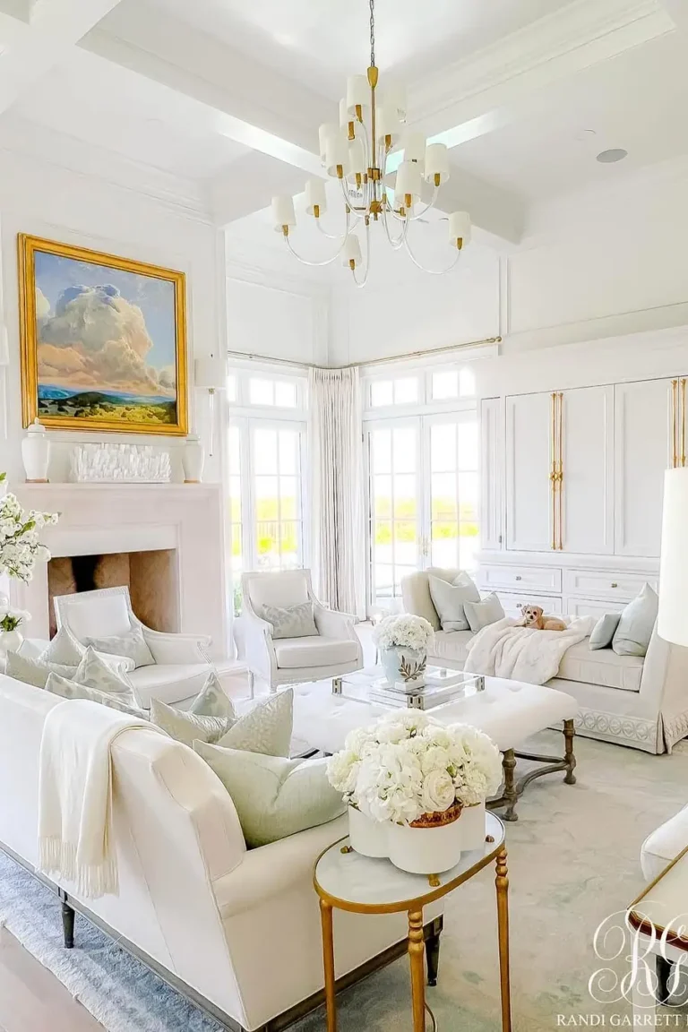 New Year Party Decor Ideas at Home: Easy Festive Looks