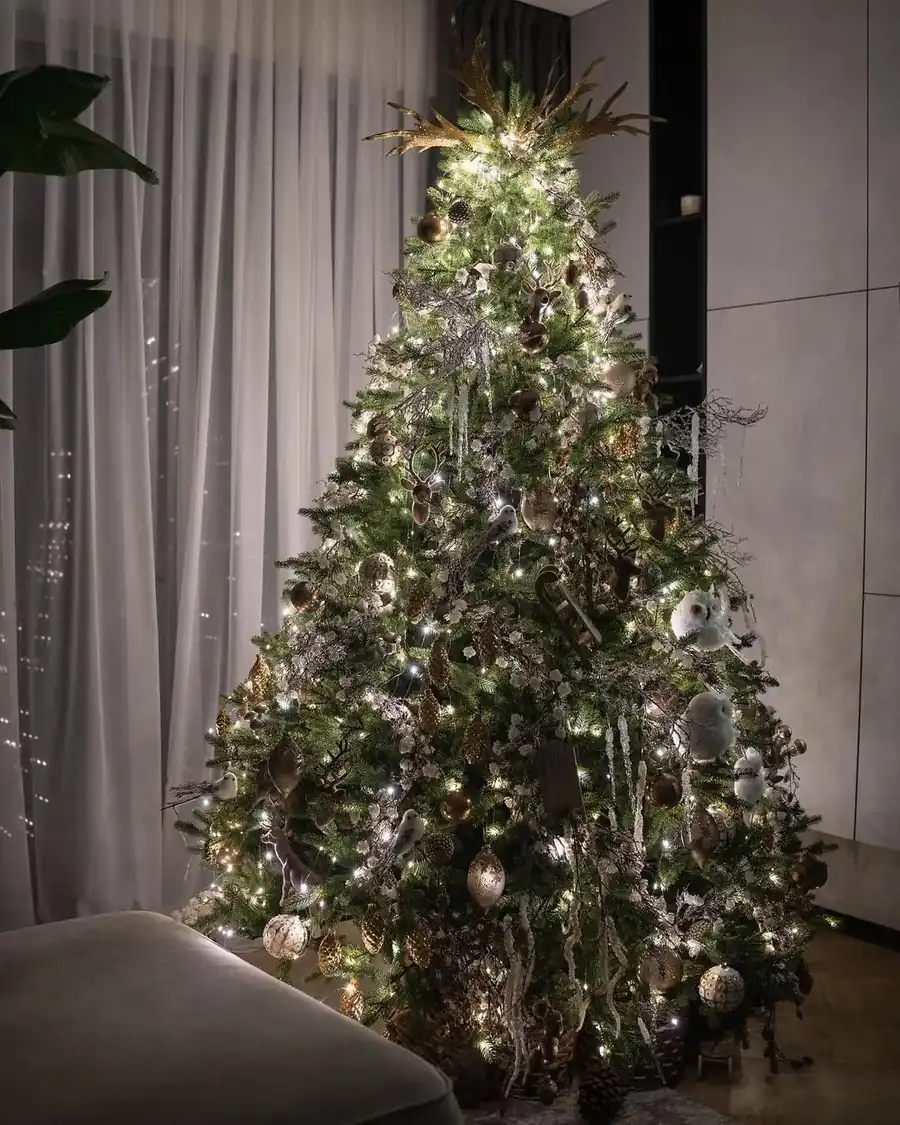 9. Tinsel Revival
