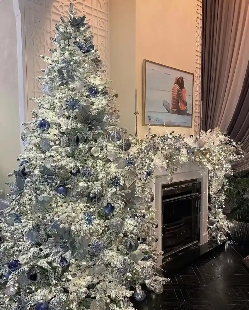 Navy and Silver Elegant Tree