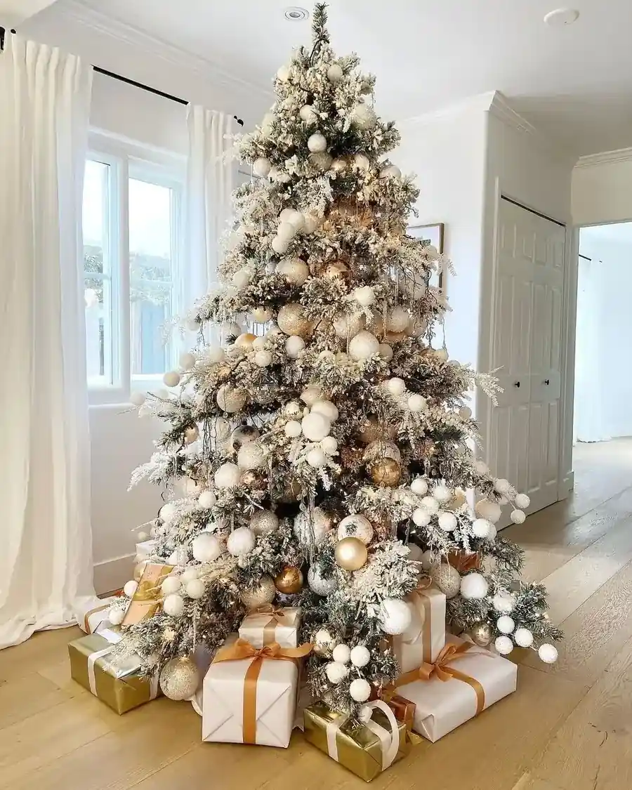 Emerald and Jewel Tone Tree